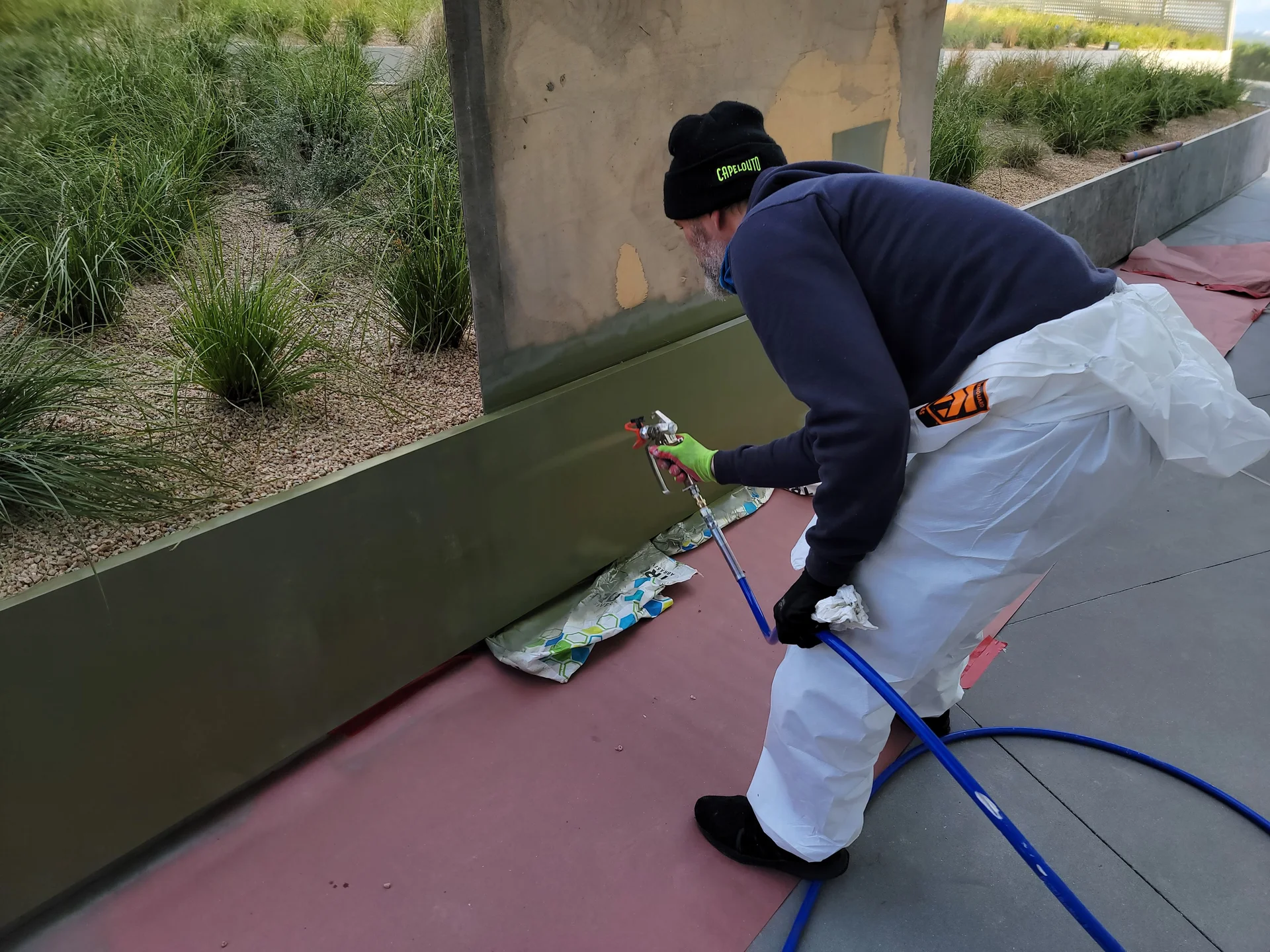 Spray coating application