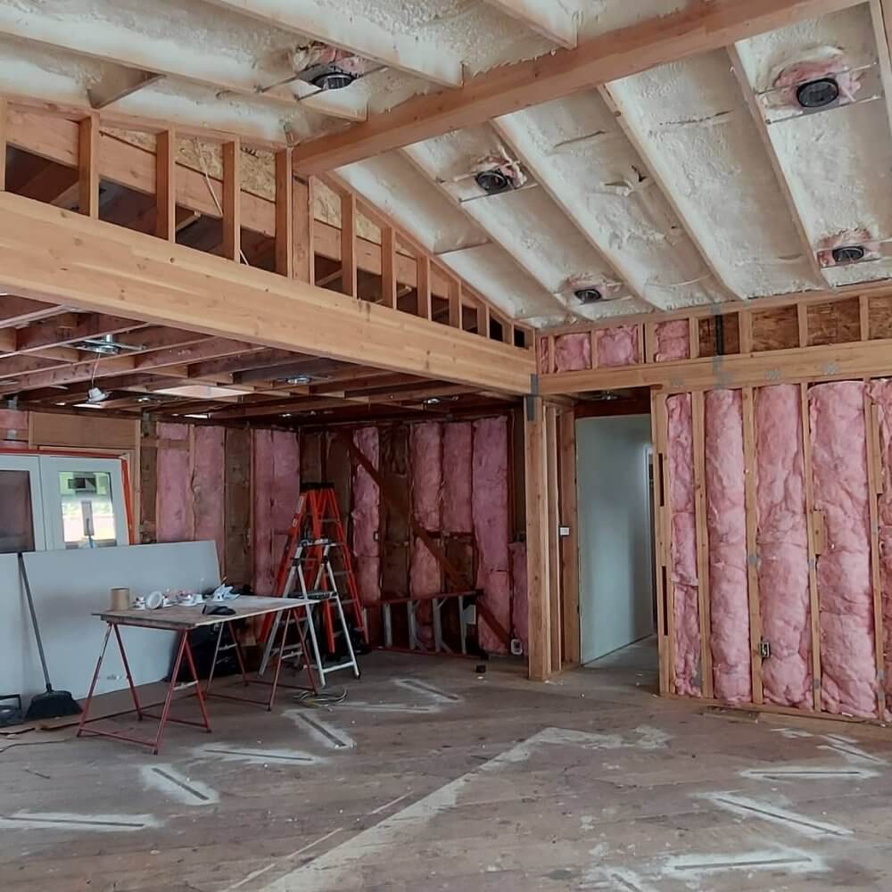 Professional spray foam roof installation done by USA Spray Me contractors.